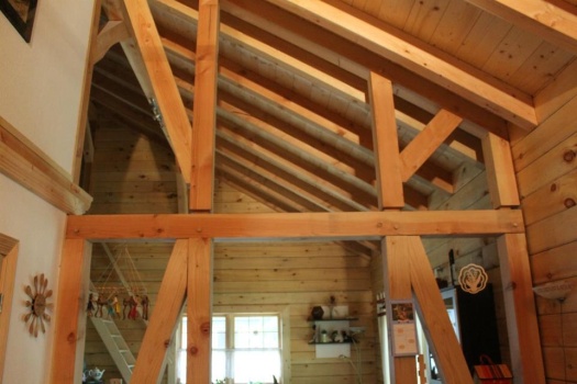 Wohnblockhaus, Blockbalken 240 mm