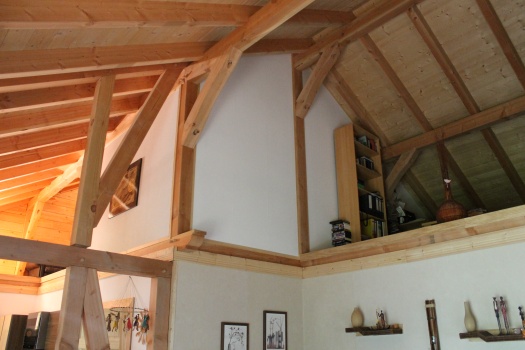 Wohnblockhaus, Blockbalken 240 mm